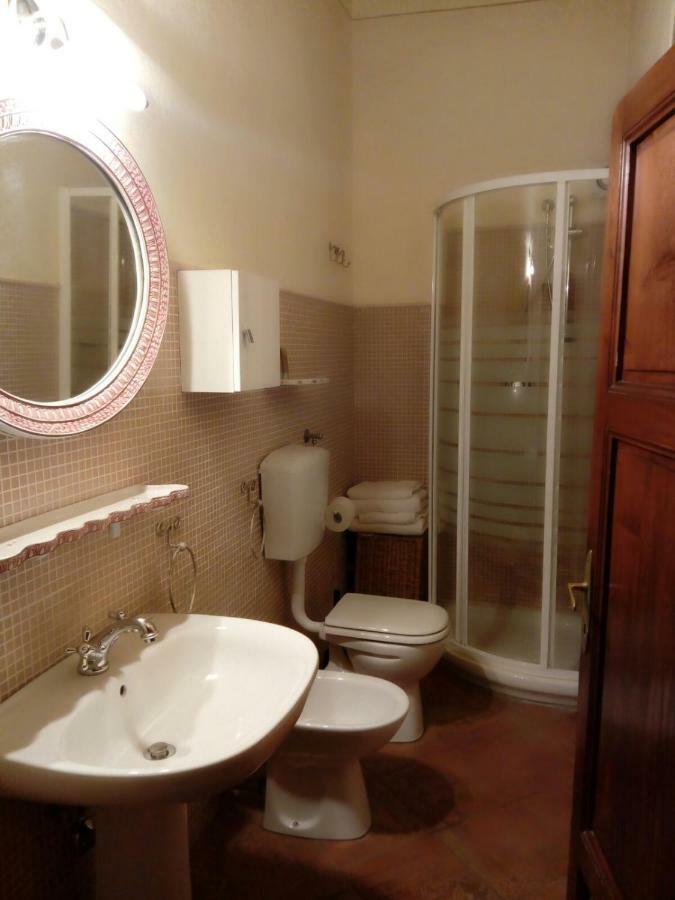 Torre Rossa Apartment โบลเกริ ภายนอก รูปภาพ